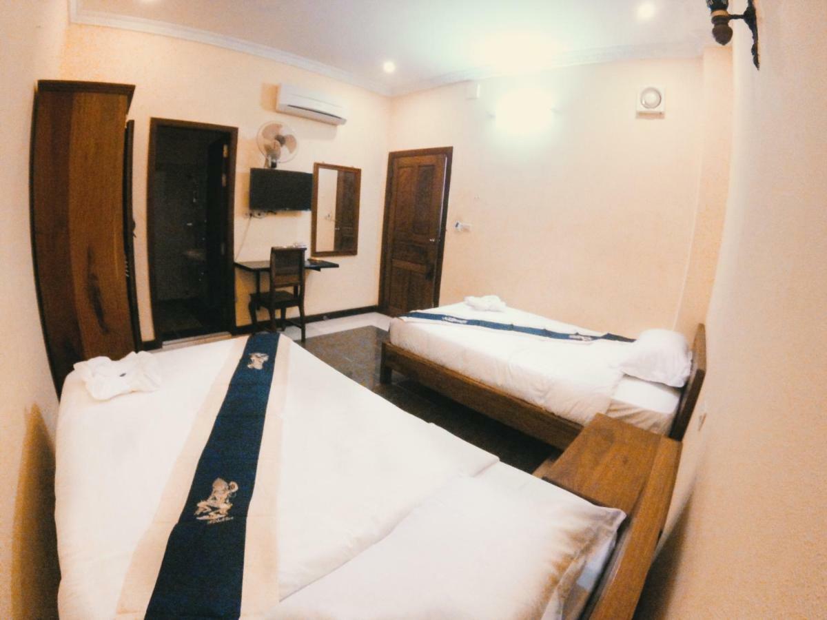 Latinos Hostel Siem Reap Exterior foto